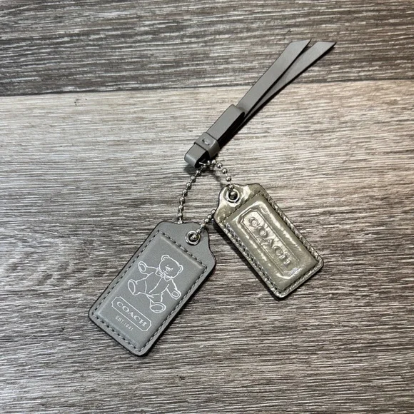 Coach Gray Leather tags Set - Picture 1 of 1